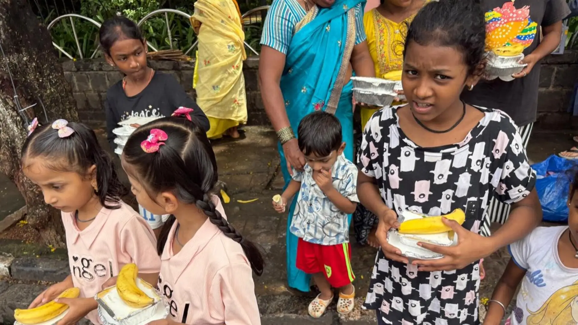 Distribution of food to the poor on August 27th 2025